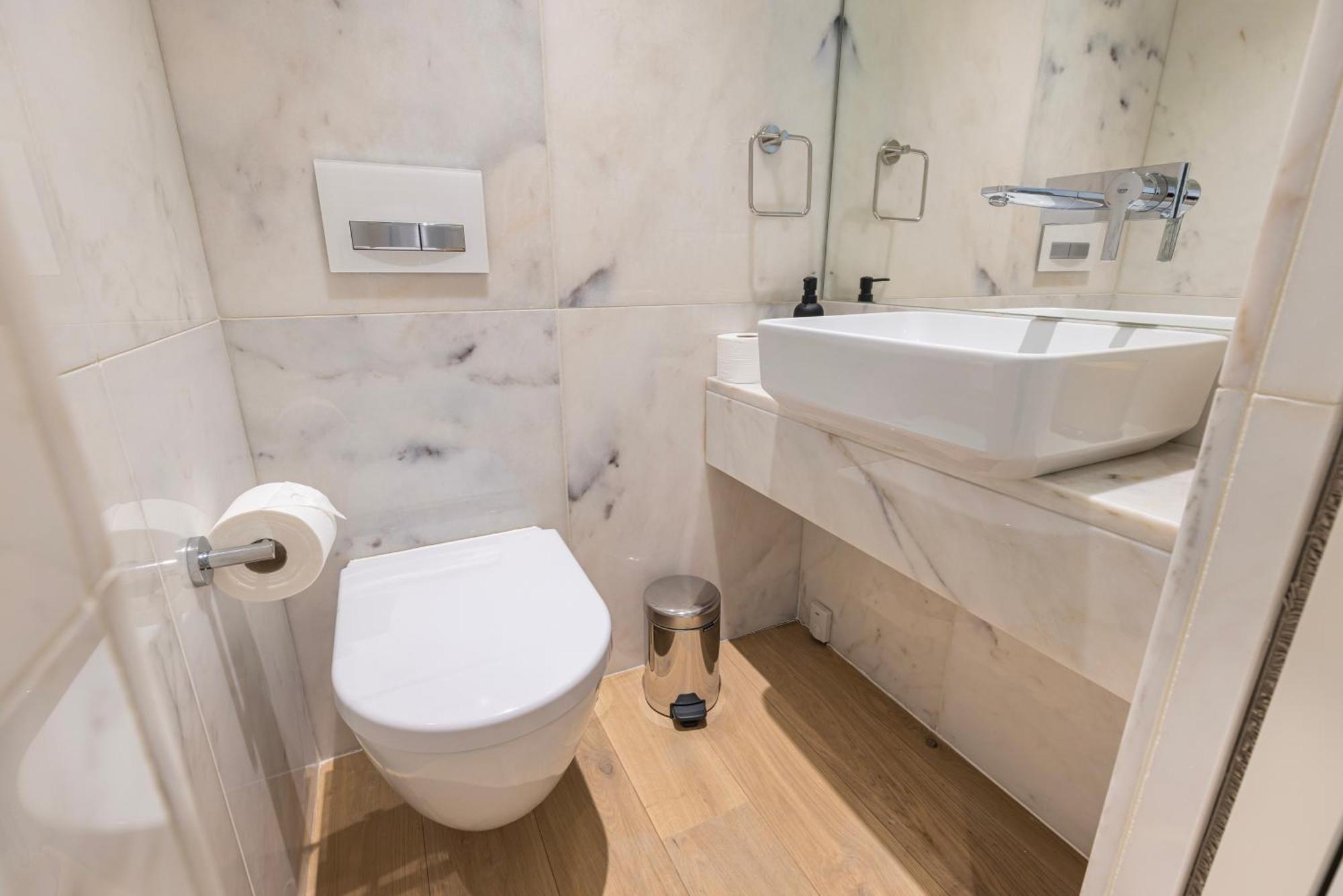 Liberdade Elegance W/Rooftop Pool By Lovelystay Lissabon Buitenkant foto